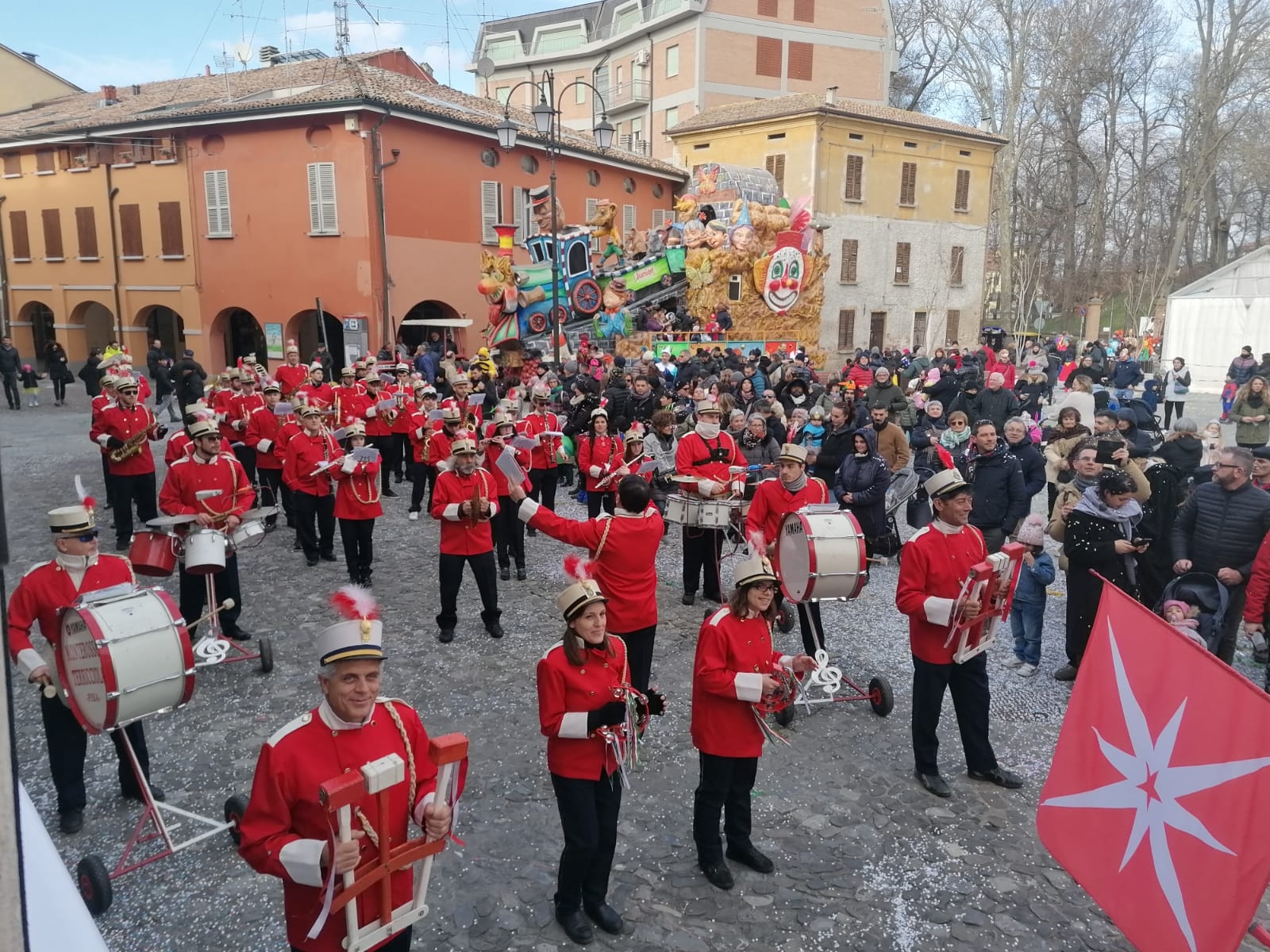 Castelnovo Sotto grande festa per il ritorno del Carnevale. FOTO&VIDEO Telereggio