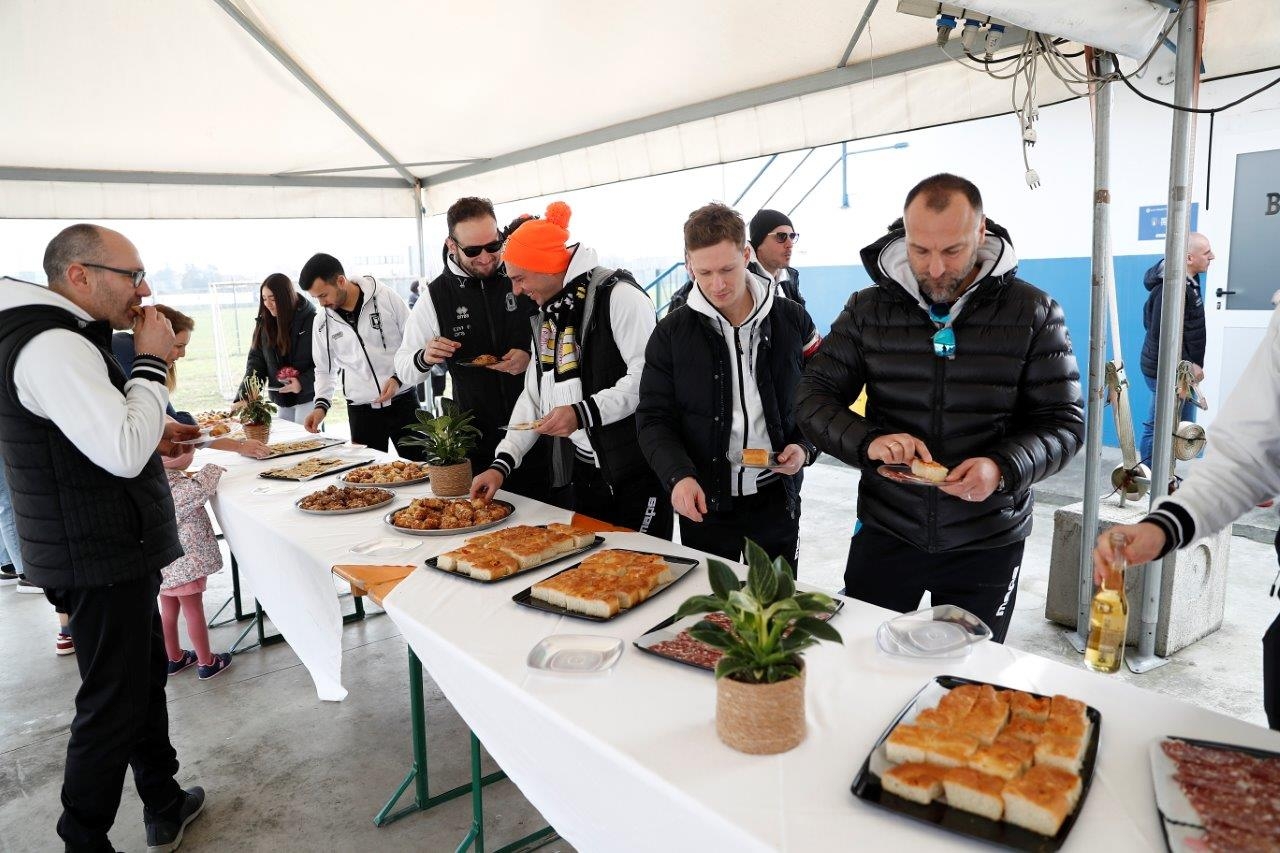 amici del birrino intitolazione ricordo giuseppe speroni castelnovo sotto (17)