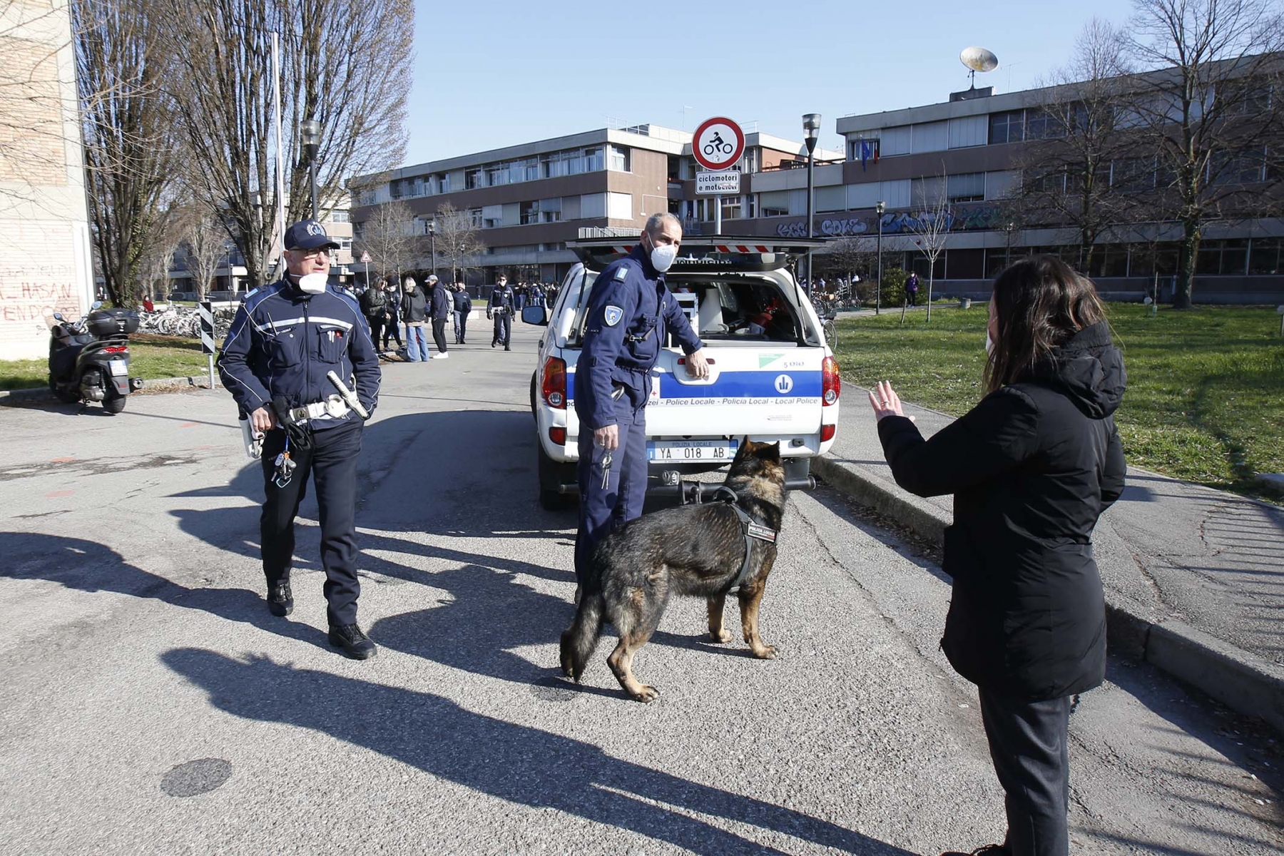 controlli droga polizia carabinieri polizia locale reggio emilia itis nobili (3)