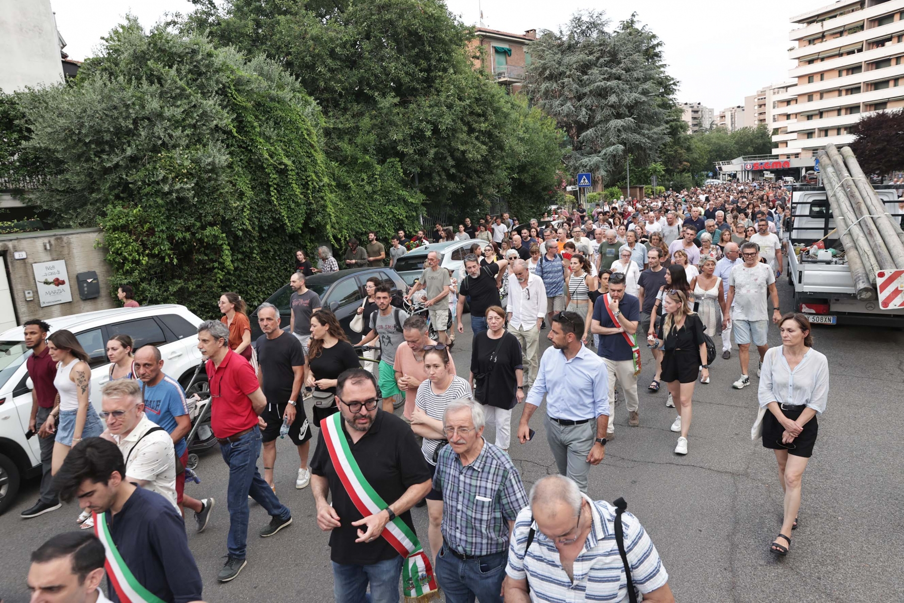 corteo omicidio raffaele stipa pizzaiolo reggio emilia (2)