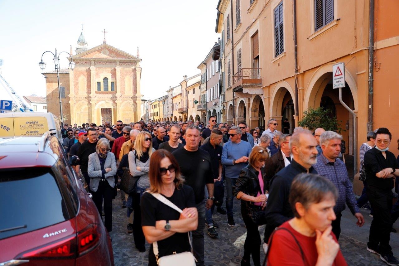 funerale giuseppe speroni castelnovo soto 12 4 2024 (16)