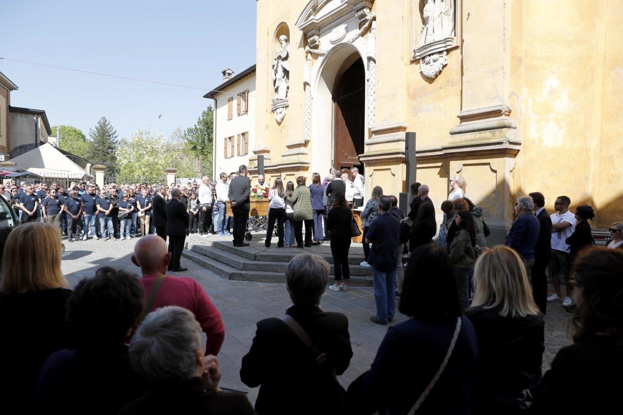 funerale giuseppe speroni castelnovo soto 12 4 2024 (2)