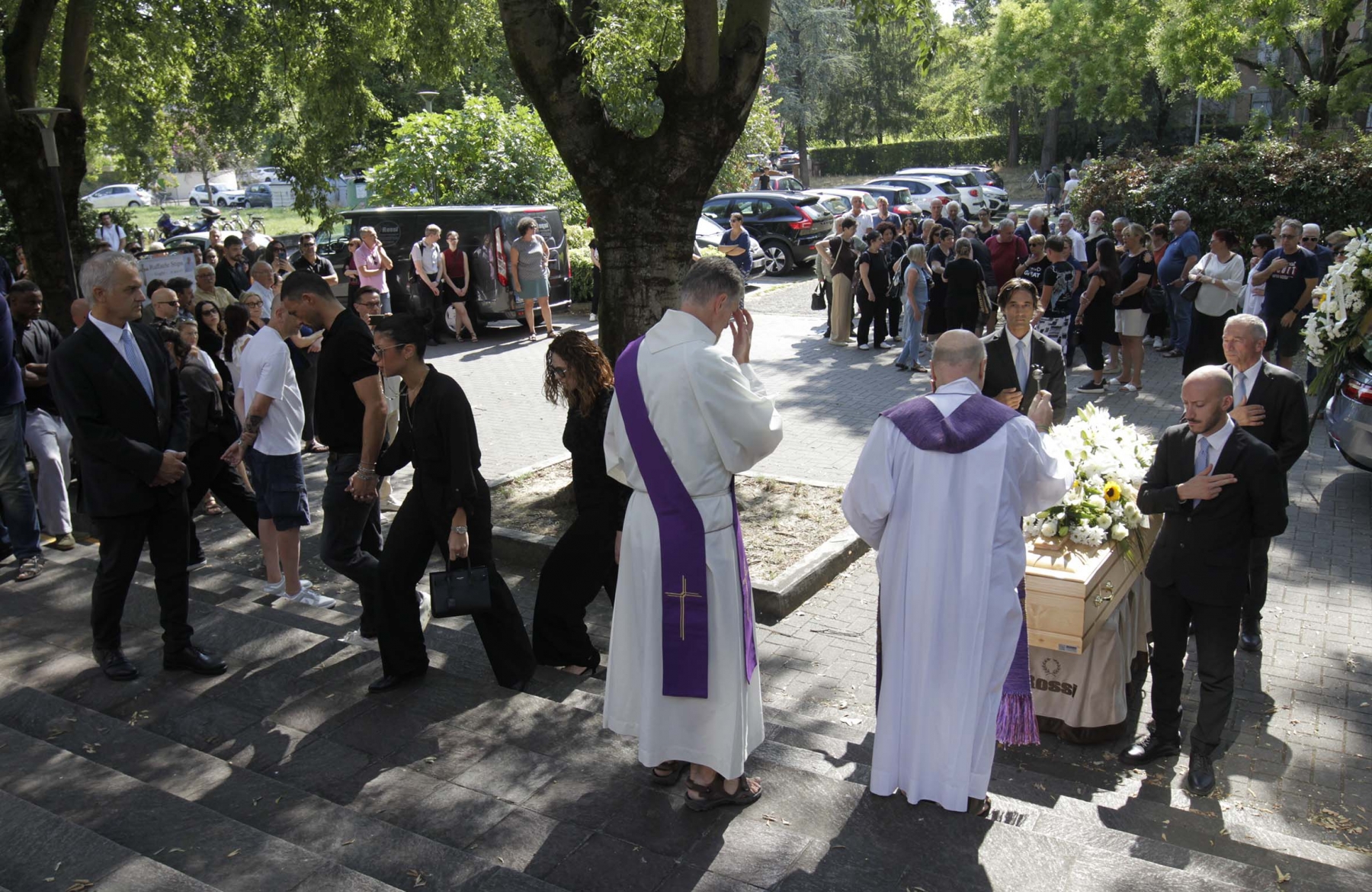 FUNERALE PIZZAIOLO UCCISO STIPA REGGIO EMILIA OMICIDIO (7)