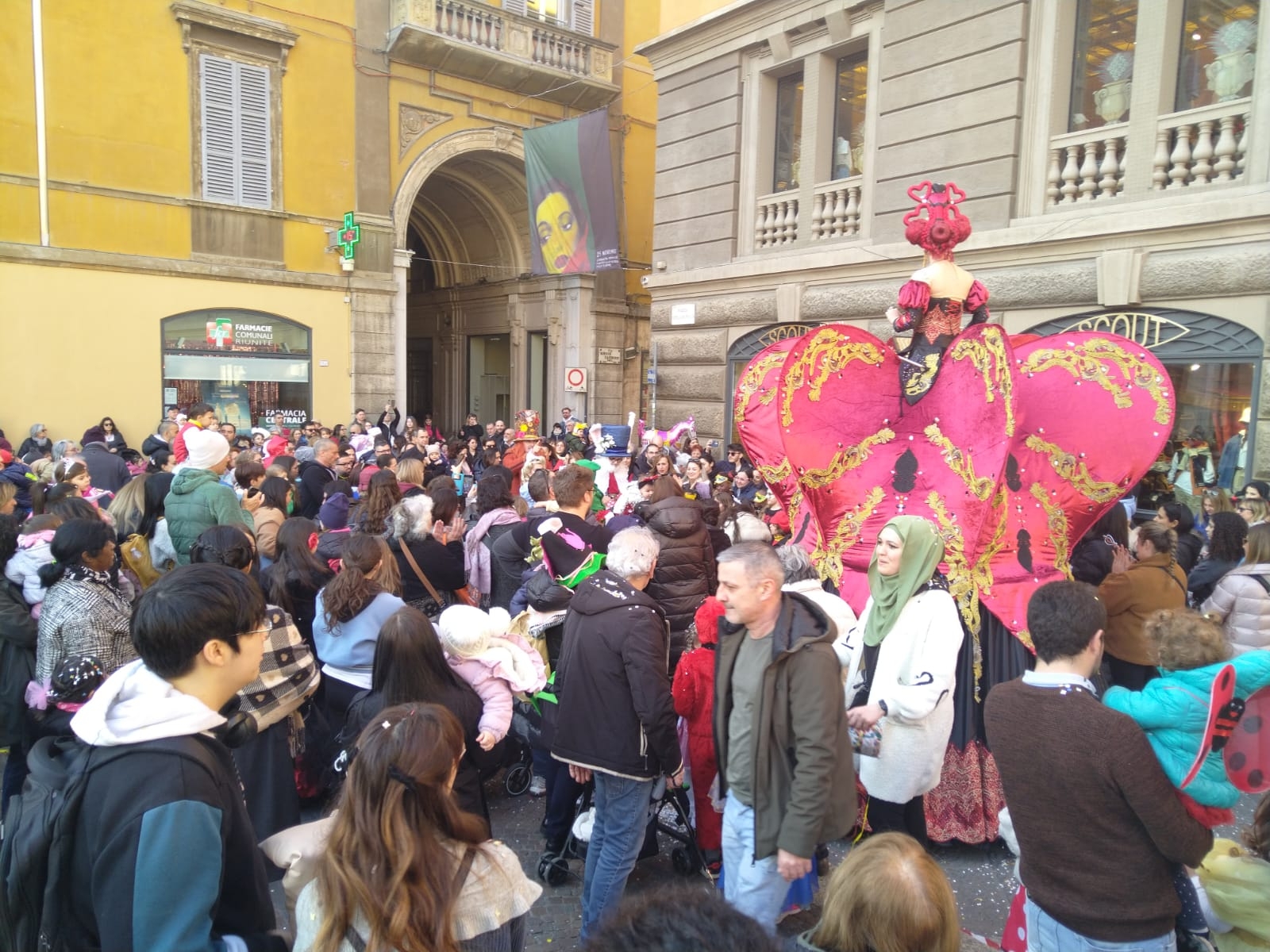 carnevale piazza reggio martedì grasso (1)