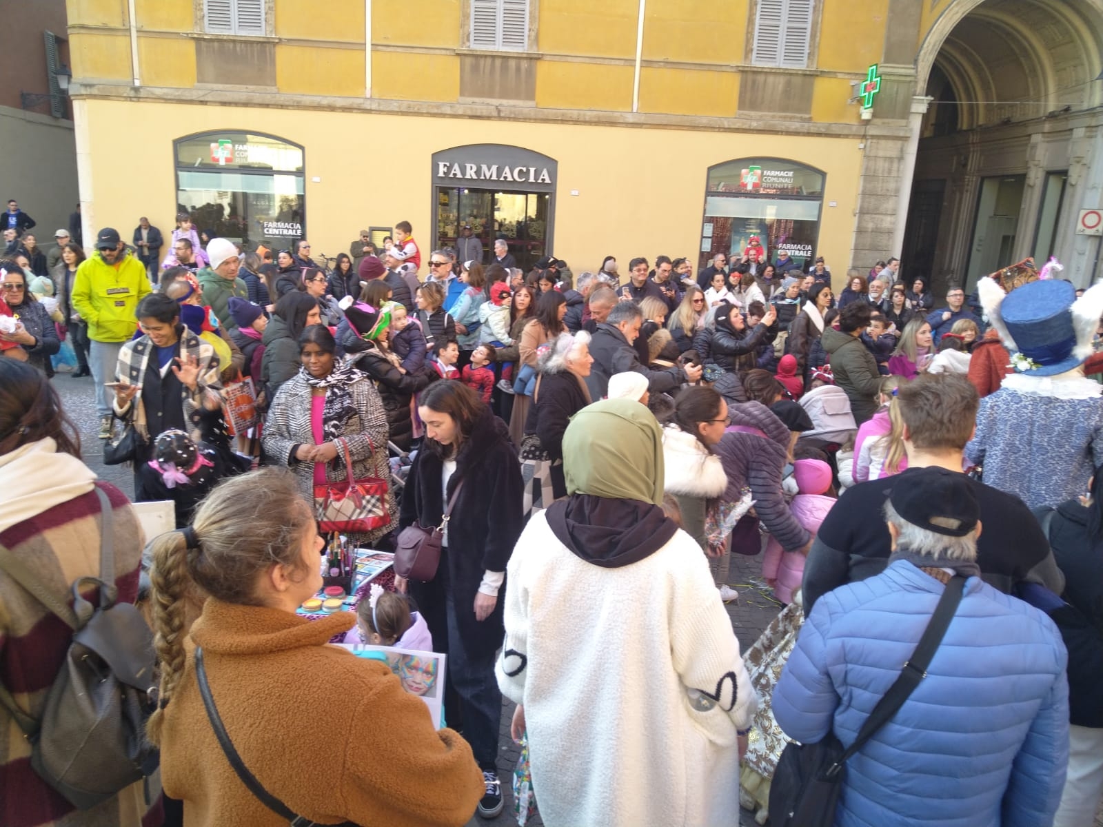 carnevale piazza reggio martedì grasso (25)