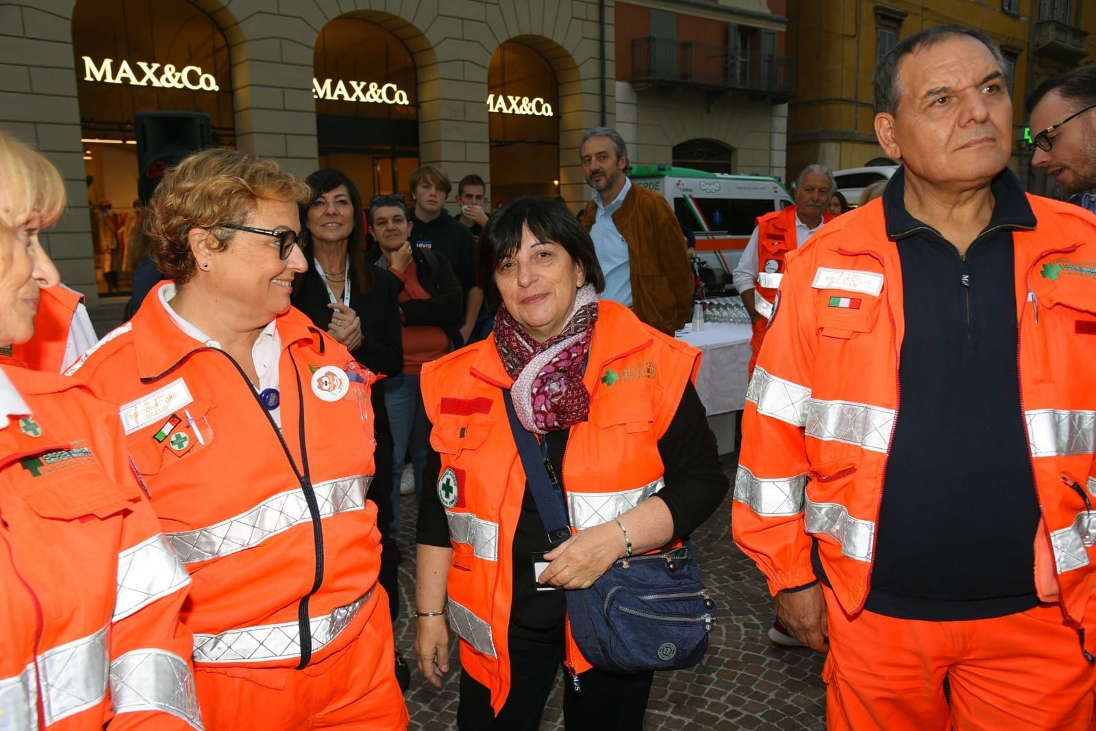 nicole ferrarini mamma gabriella croce verde nuova automedica donazinoe 2022 (9)