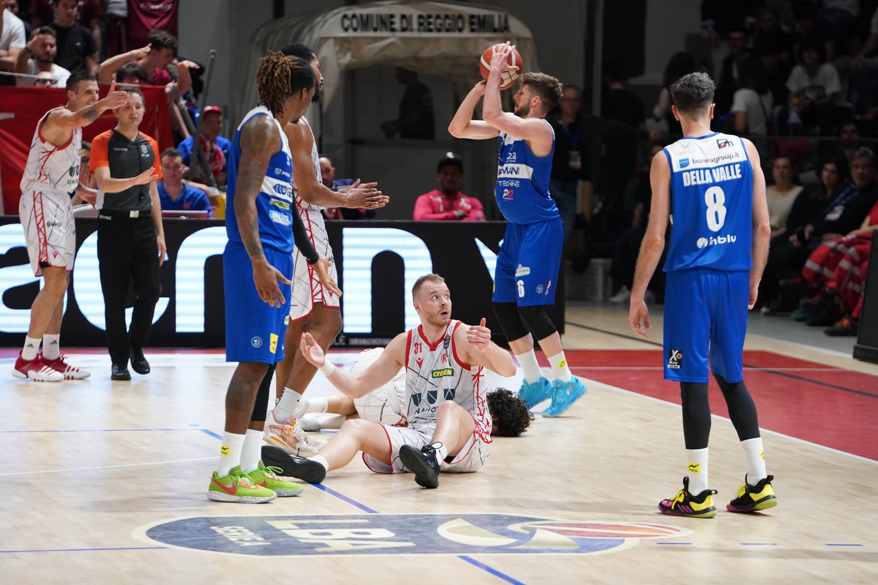 Osvaldas OliseviciusUnahotels Reggio Emilia - Germani BresciaLBA Legabasket Serie A UnipolSAI 2022/2023Reggio Emilia, 23/04/2023 Osvaldas Olisevicius
Unahotels Reggio Emilia - Germani Brescia
LBA Legabasket Serie A UnipolSAI 2022/2023
Reggio Emilia, 23/04/2023