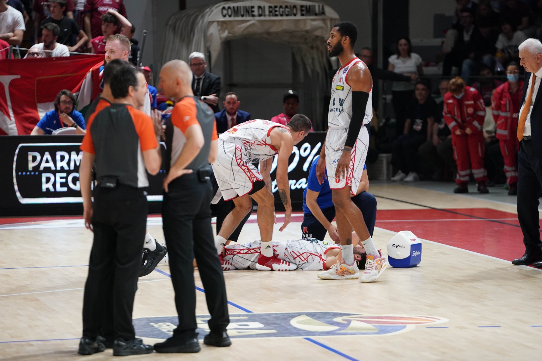 Infortunio VitaliUnahotels Reggio Emilia - Germani BresciaLBA Legabasket Serie A UnipolSAI 2022/2023Reggio Emilia, 23/04/2023 Infortunio Vitali
Unahotels Reggio Emilia - Germani Brescia
LBA Legabasket Serie A UnipolSAI 2022/2023
Reggio Emilia, 23/04/2023