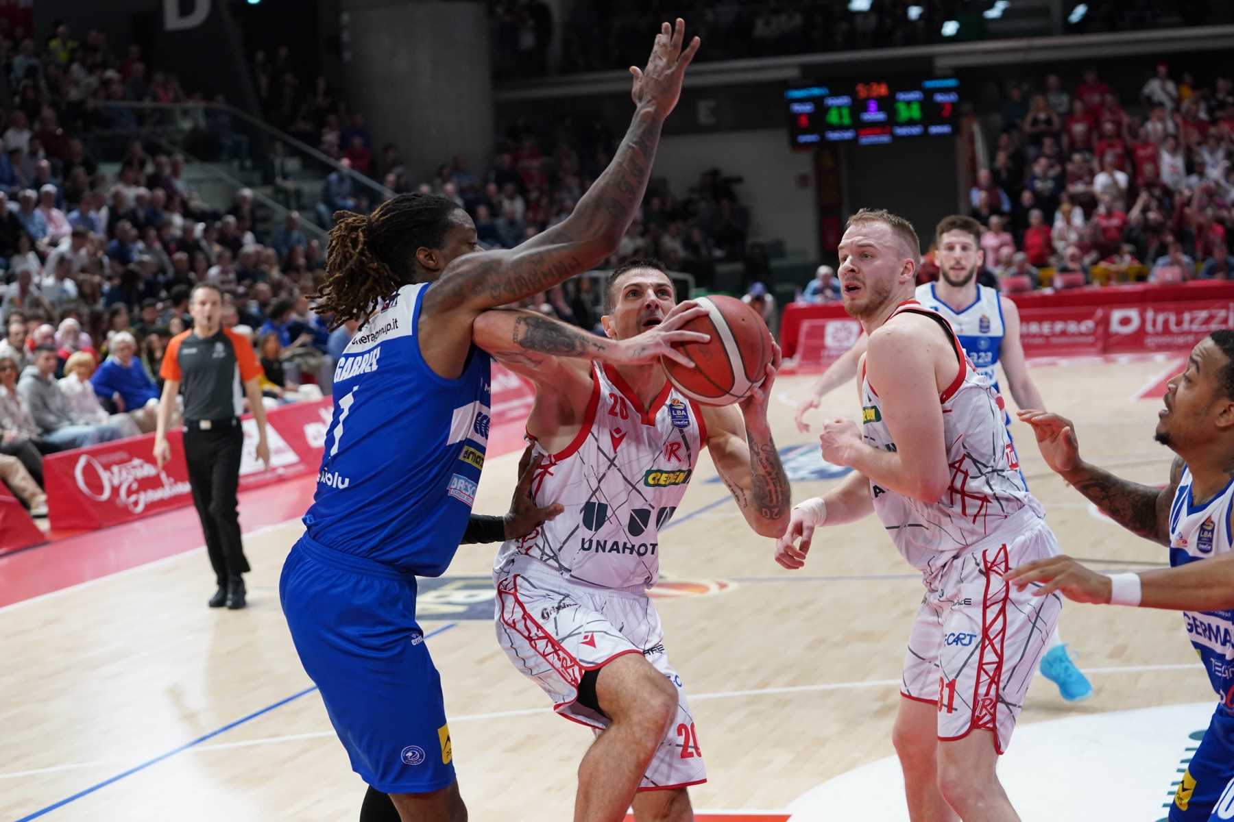 Andrea CinciariniUnahotels Reggio Emilia - Germani BresciaLBA Legabasket Serie A UnipolSAI 2022/2023Reggio Emilia, 23/04/2023 Andrea Cinciarini
Unahotels Reggio Emilia - Germani Brescia
LBA Legabasket Serie A UnipolSAI 2022/2023
Reggio Emilia, 23/04/2023