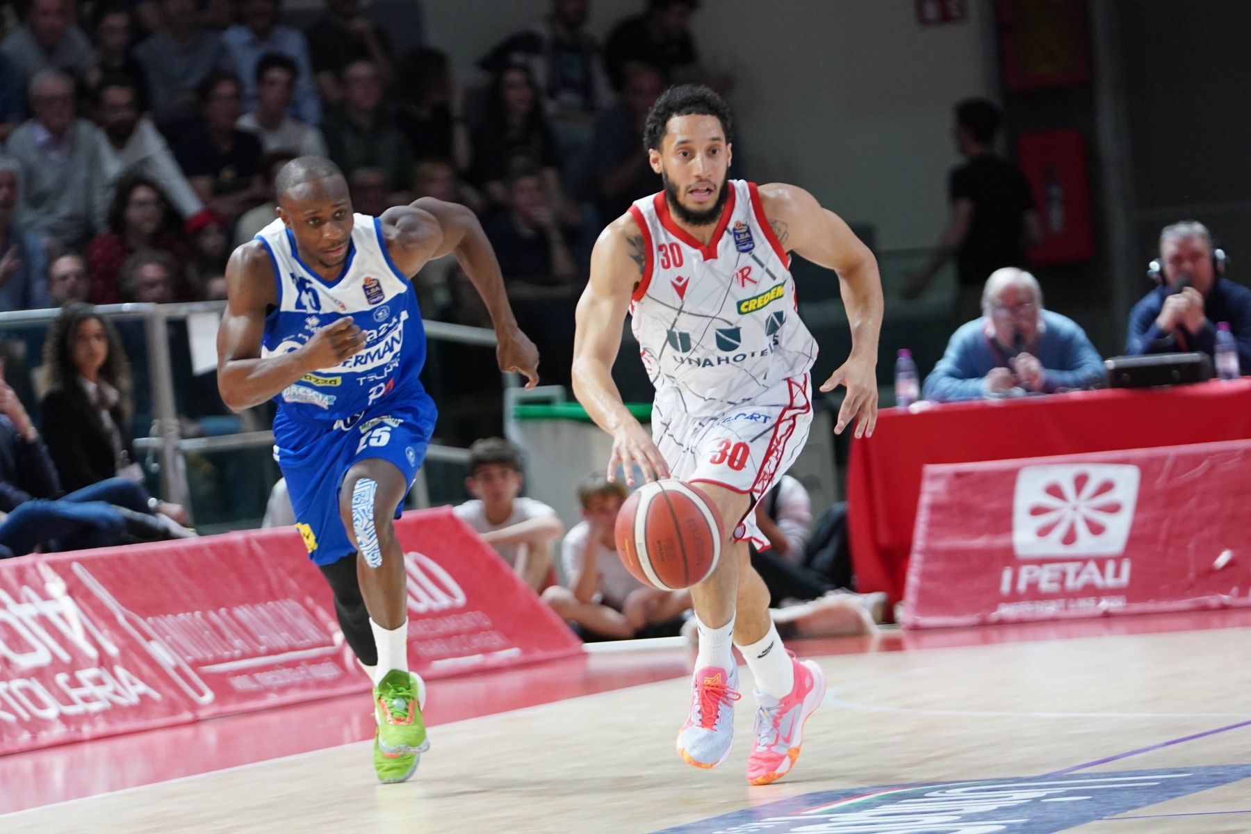 Jeremy SenglinUnahotels Reggio Emilia - Germani BresciaLBA Legabasket Serie A UnipolSAI 2022/2023Reggio Emilia, 23/04/2023 Jeremy Senglin
Unahotels Reggio Emilia - Germani Brescia
LBA Legabasket Serie A UnipolSAI 2022/2023
Reggio Emilia, 23/04/2023