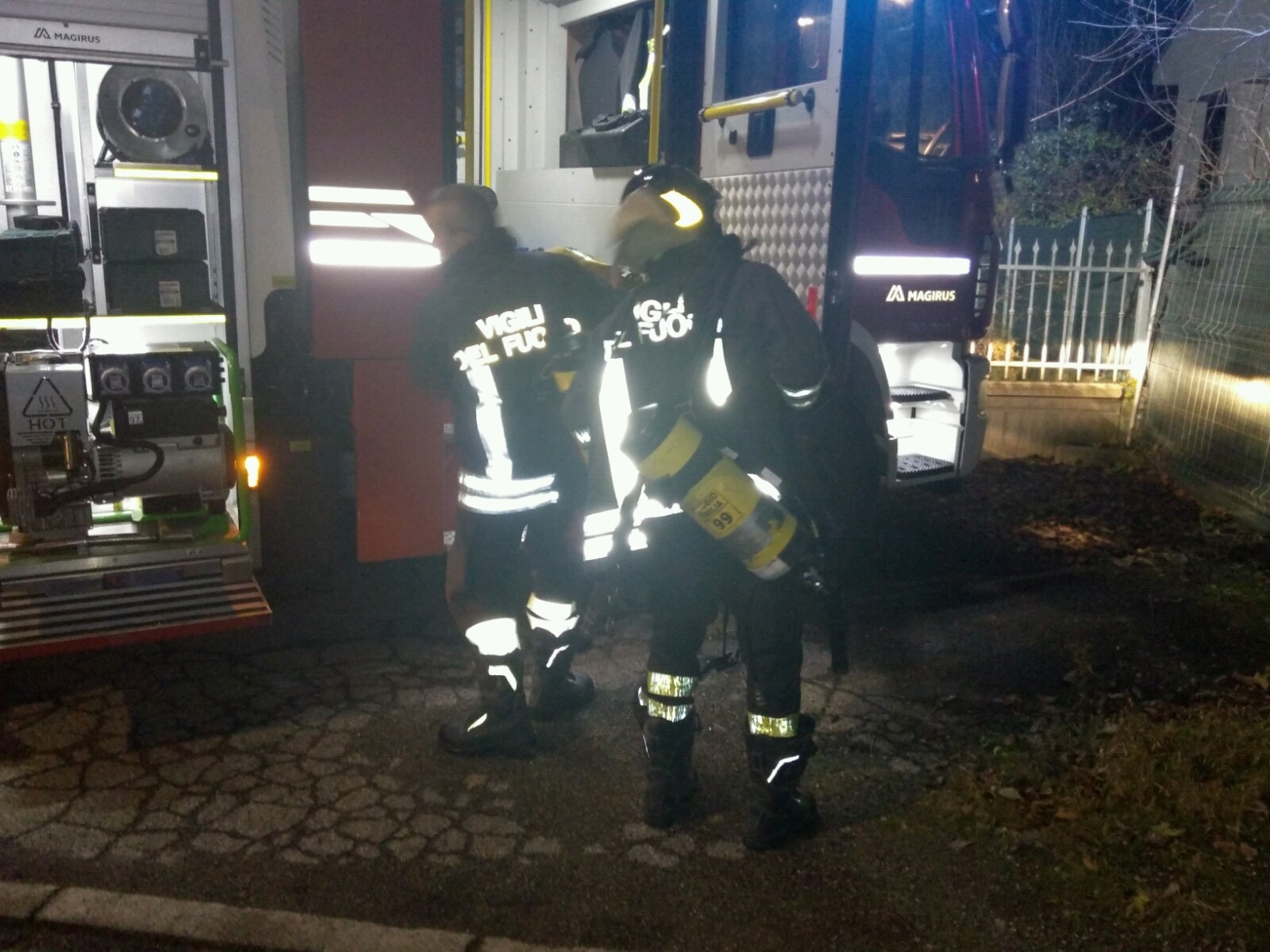 reggio emilia incendio casa via signorelli 11 12 2020 (3)