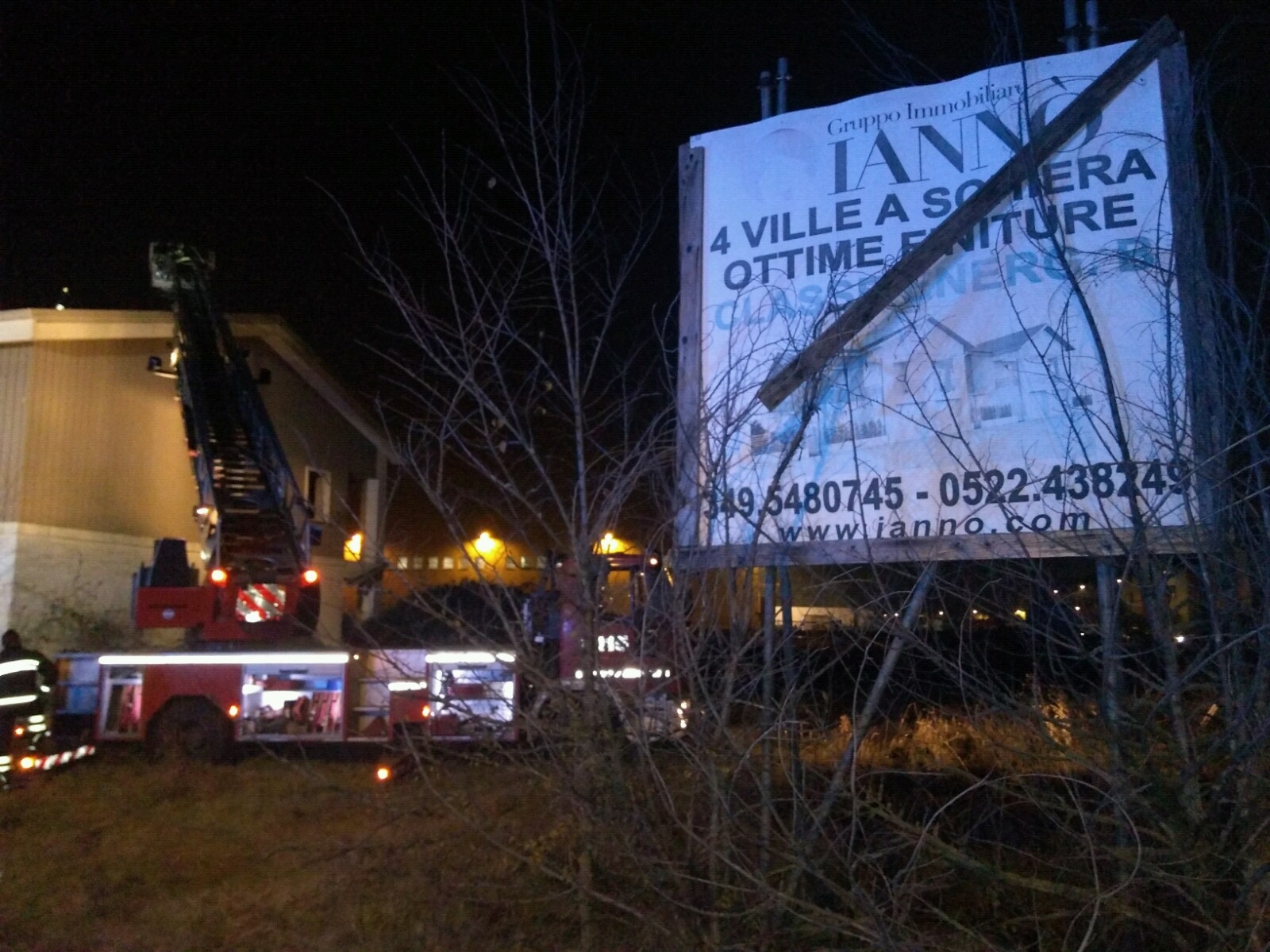 reggio emilia incendio casa via signorelli 11 12 2020 (5)