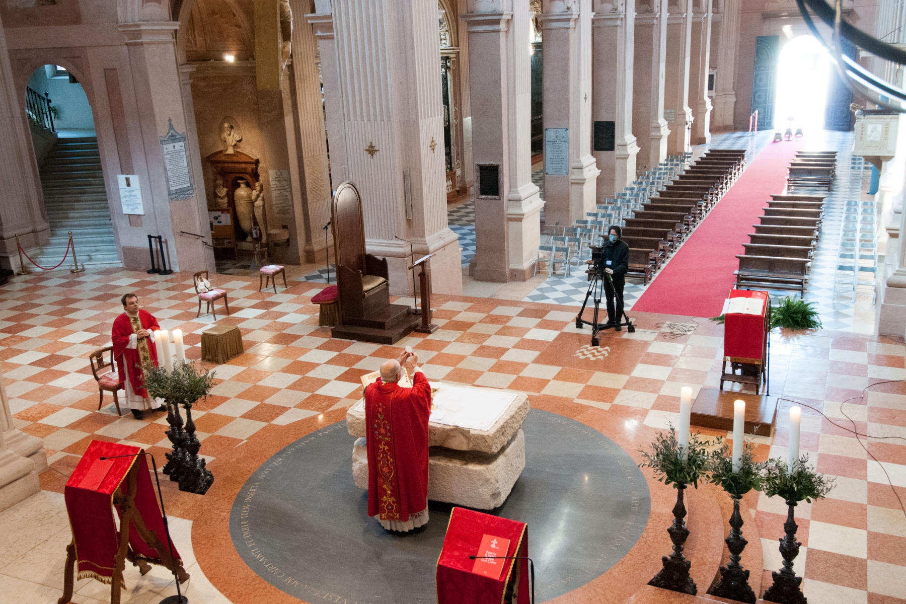 messa palme vescovo reggio emilia 5 4 2020 (1)