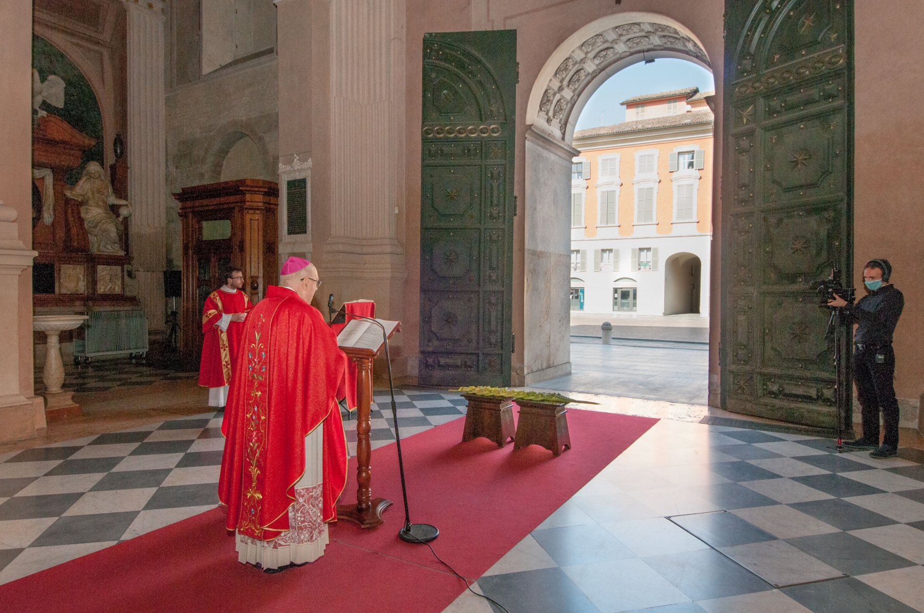 messa palme vescovo reggio emilia 5 4 2020 (4)